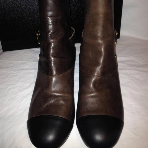 CHANEL 13B Brown Leather Patent Cap Toe Buckled Ankle Bootie Boots Shoes - Picture 3 of 9